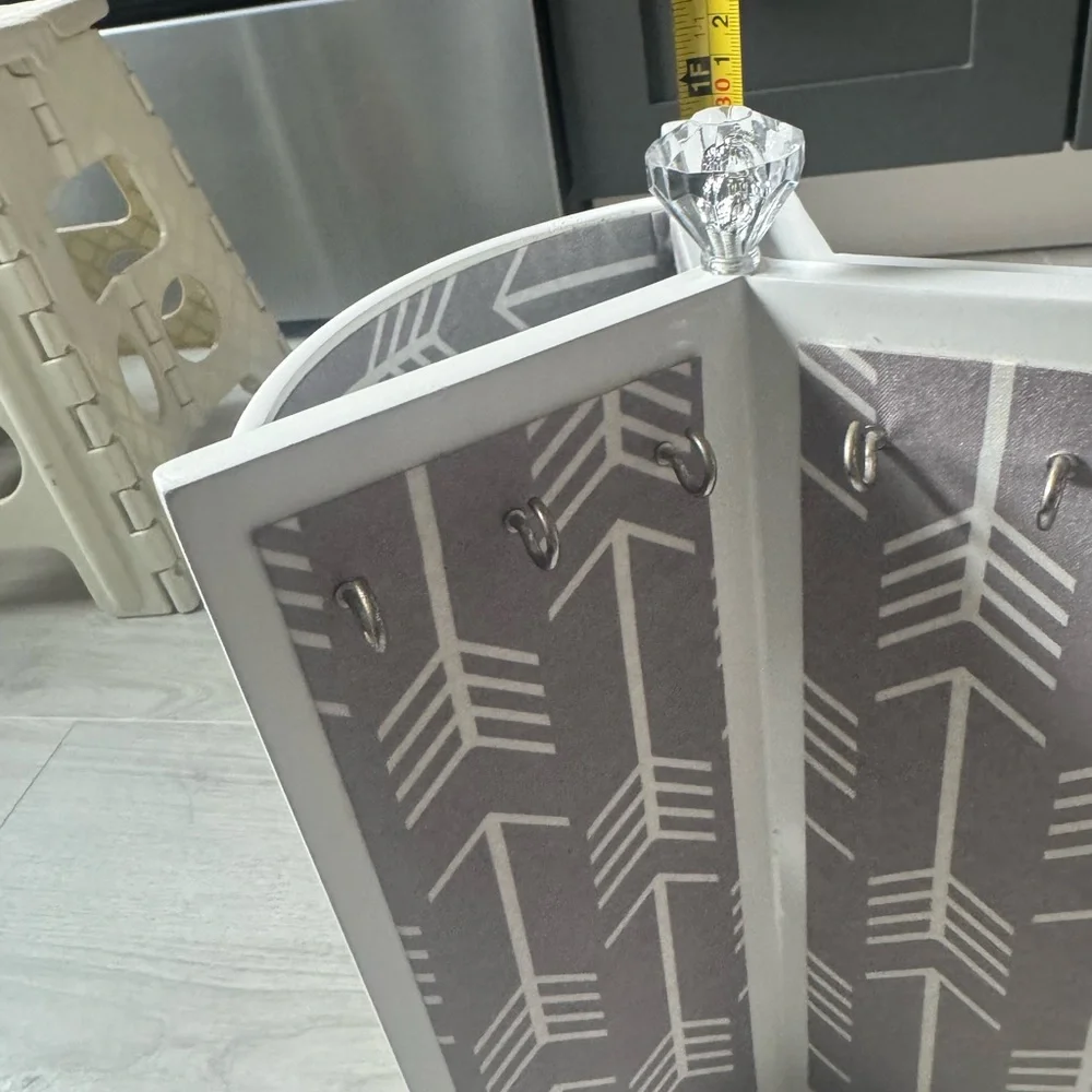 GUC Jewelry Stand + Drawers | Arrow Cool Grey Interior | Rotates 360 Degrees